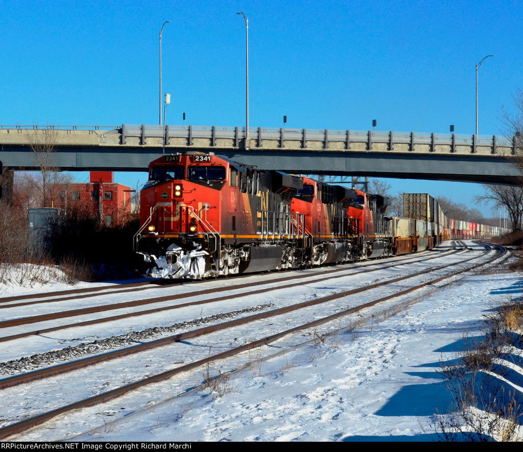 CN 2341